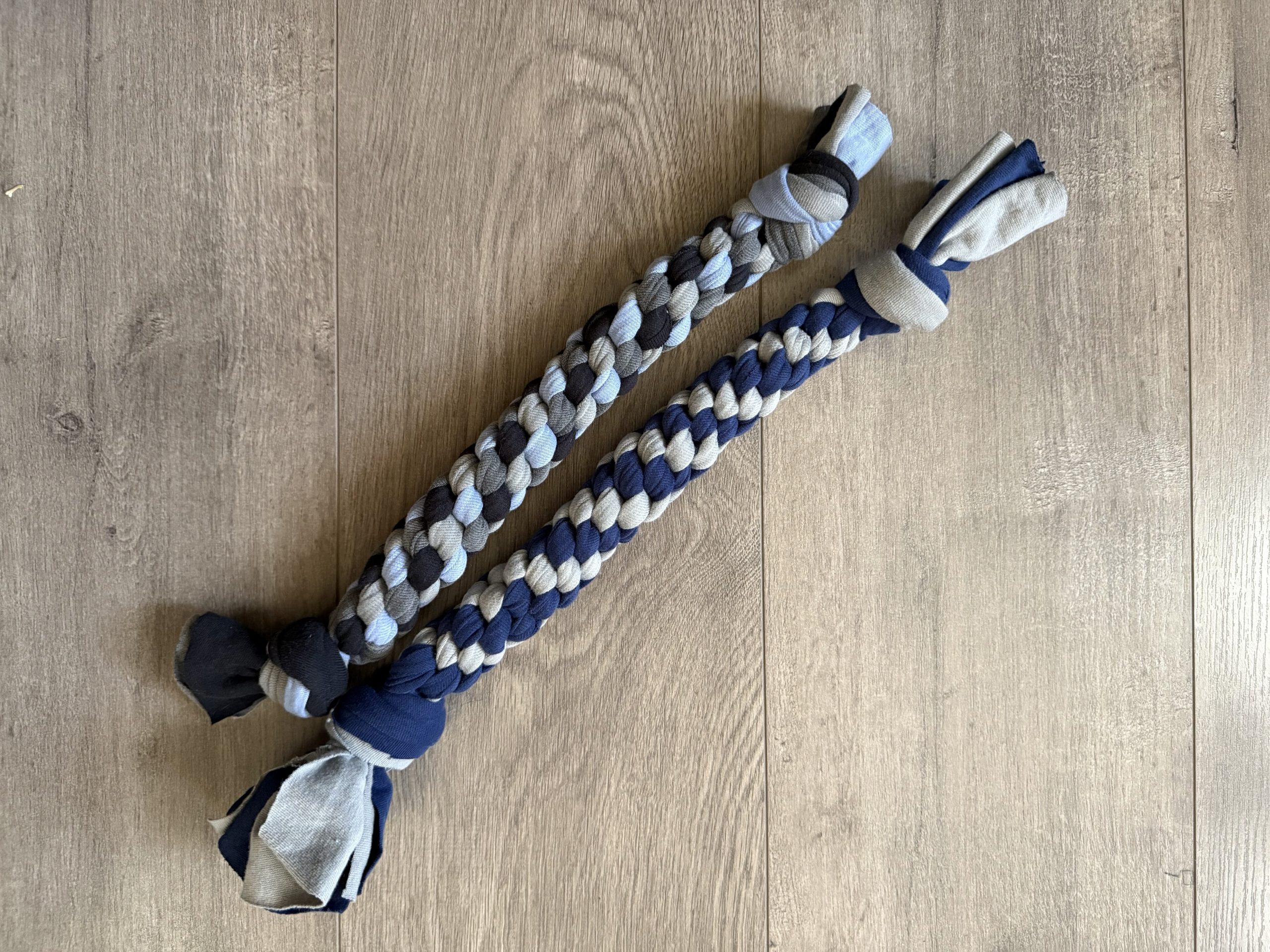 diy dog toys from old t-shirts